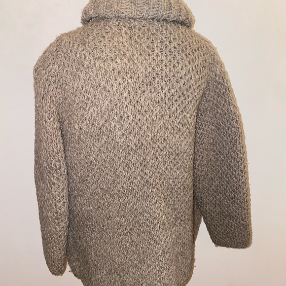 Women’s wool sweater - Picture 2 of 4
